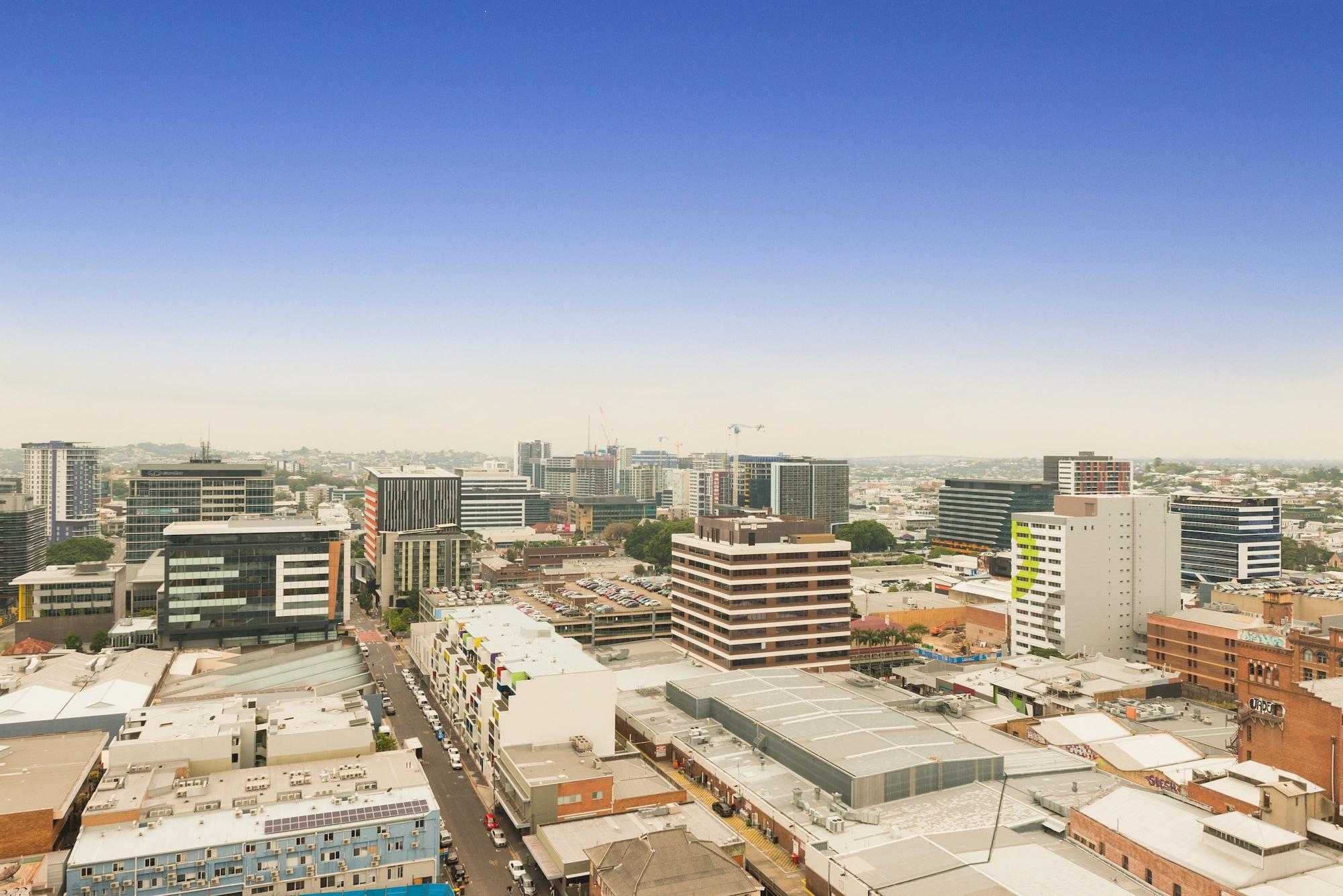 الشقق الفندقية بريزبينفي  Fv By Peppers المظهر الخارجي الصورة Aerial view of the CBD