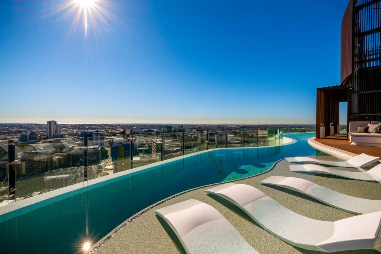 الشقق الفندقية بريزبينفي  Fv By Peppers المظهر الخارجي الصورة Skyline pool
